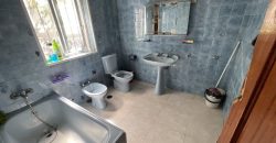 SE VENDE ESPECTACULAR CHALET ADOSADO EN PLENO CORAZÓN DE CAMAS