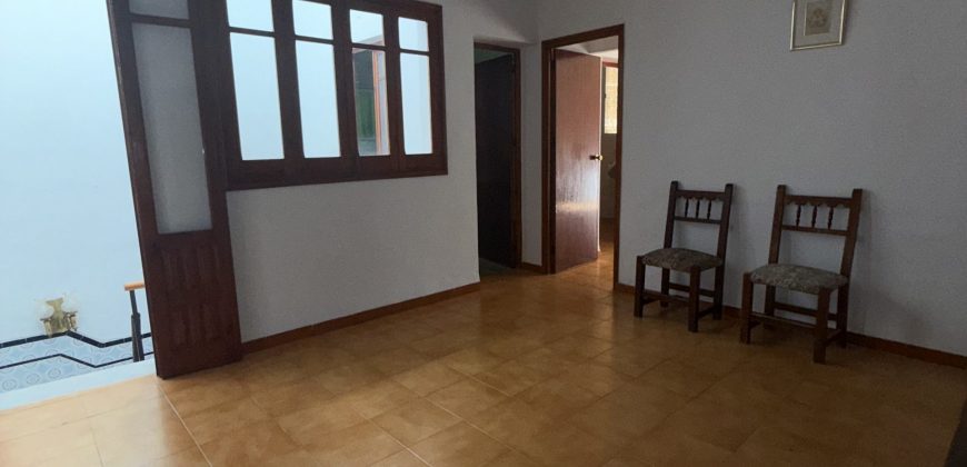 CASA DE DOS PLANTAS EN FUENTES DE ANDALUCÍA