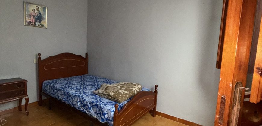 CASA DE DOS PLANTAS EN FUENTES DE ANDALUCÍA