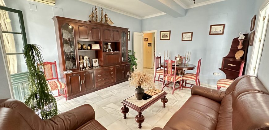 PISO INDEPENDIENTE CERCA DEL CENTRO