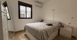 SE VENDE ESPECTACULAR CHALET ADOSADO EN PLENO CORAZÓN DE CAMAS