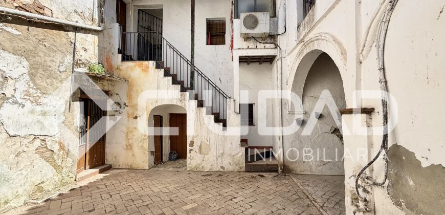 Piso en casa de vecinos – Zona Barrio Nuevo