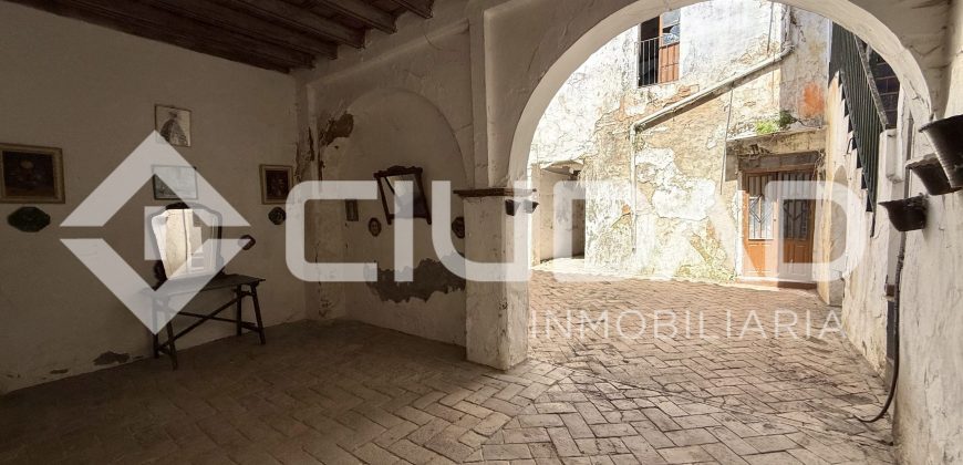 Piso en casa de vecinos – Zona Barrio Nuevo