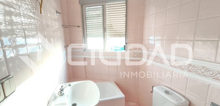 Piso independiente en esquina – Zona Av. Miguel Hernández, Las Cabezas de San Juan (Sevilla)