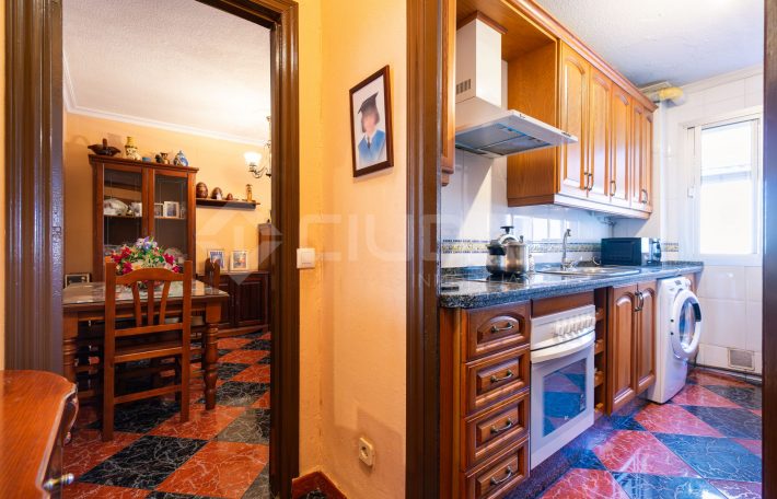 Se vende estupendo piso de 85 m², ideal tanto para familias como para inversores que buscan una excelente oportunidad.