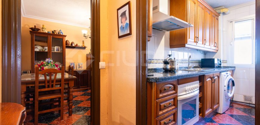 Se vende estupendo piso de 85 m², ideal tanto para familias como para inversores que buscan una excelente oportunidad.