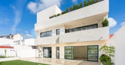 Lujoso chalet independiente de obra nueva