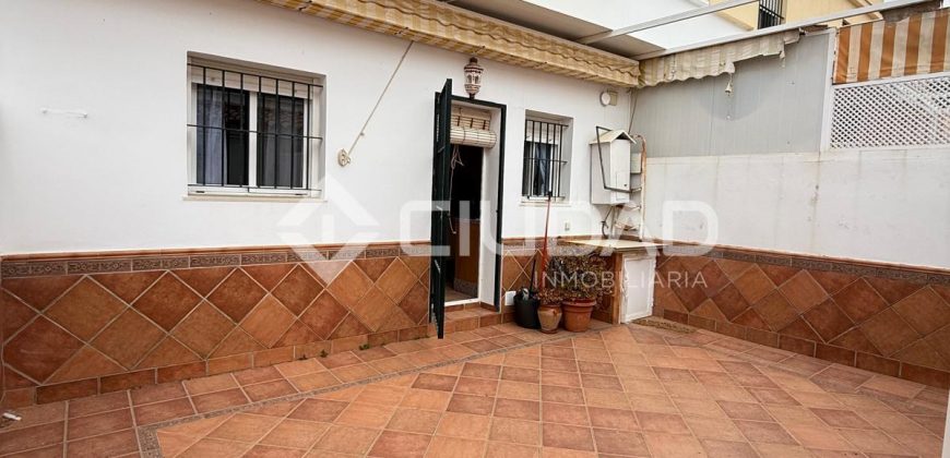 CHALET ZONA LA LAGUNA- CHIPIONA