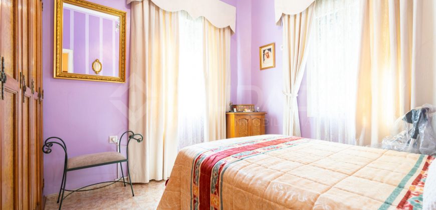 Piso en venta en Luis Montoto