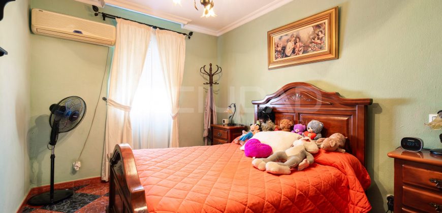 Se vende estupendo piso de 85 m², ideal tanto para familias como para inversores que buscan una excelente oportunidad.