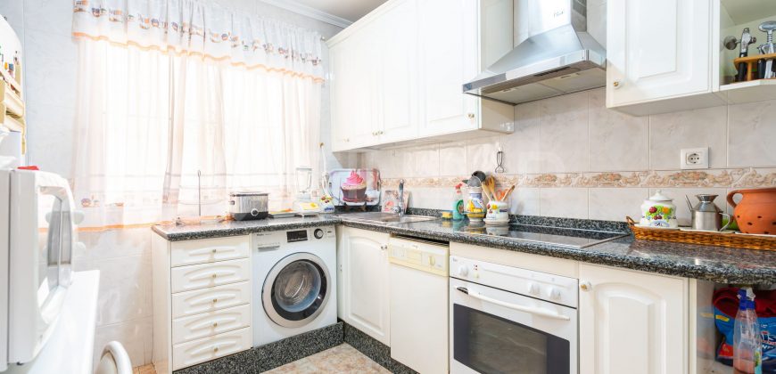 Piso en venta en Luis Montoto
