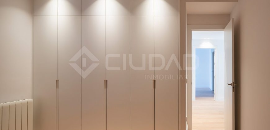 Lujoso chalet independiente de obra nueva