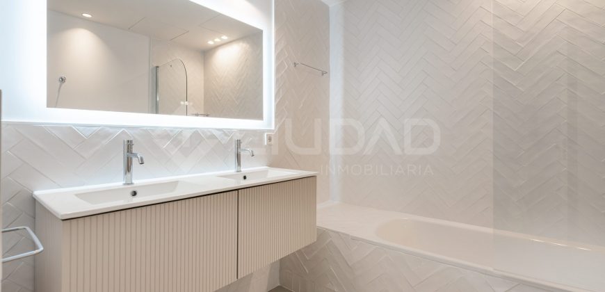 Lujoso chalet independiente de obra nueva