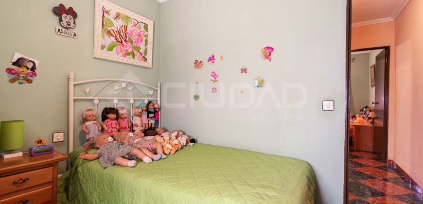 Se vende estupendo piso de 85 m², ideal tanto para familias como para inversores que buscan una excelente oportunidad.