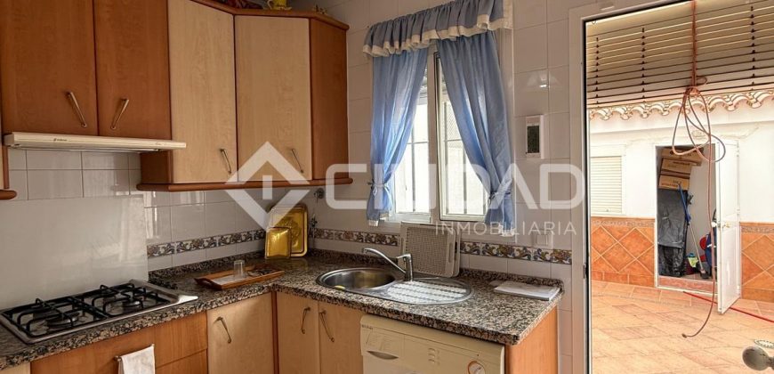 CHALET ZONA LA LAGUNA- CHIPIONA