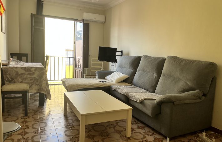 PISO PARA ENTRAR A VIVIR EN ZONA CENTRO MAIRENA