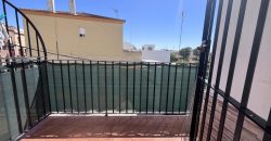 CASA ADOSADA EN ZONA VENTA DEL SOL