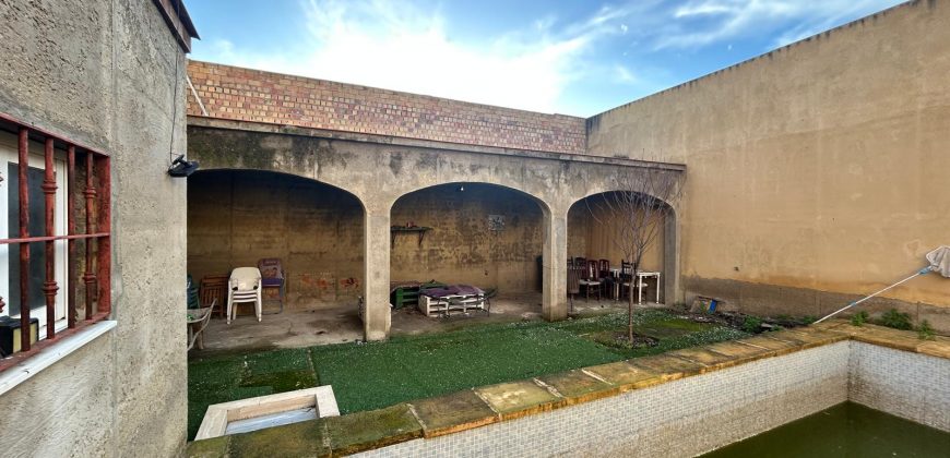 NAVE EN CARRETERA DE CARMONA