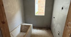 Casa en Construcción: Espacios Amplios y Luminosos en calle Vilches !