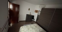 Oportunidad de Casa de Dos Plantas en Zona El Barrio! Calle Gines !