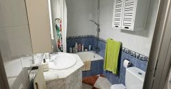 Oportunidad de Casa de Dos Plantas en Zona El Barrio! Calle Gines !