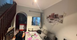 Oportunidad de Casa de Dos Plantas en Zona El Barrio! Calle Gines !