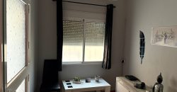 Oportunidad de Casa de Dos Plantas en Zona El Barrio! Calle Gines !