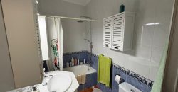 Oportunidad de Casa de Dos Plantas en Zona El Barrio! Calle Gines !