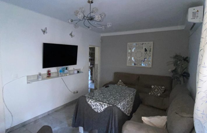 Piso de 77 m² con Patio y Balcón en Zona El Rancho !