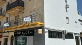 Amplio Piso para Reformar en Excelente Ubicación! Zona Puerta Sevilla. Morón de la Frontera.