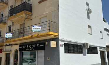 Amplio Piso para Reformar en Excelente Ubicación! Zona Puerta Sevilla. Morón de la Frontera.