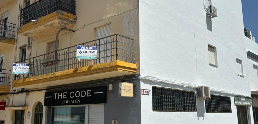 Amplio Piso para Reformar en Excelente Ubicación! Zona Puerta Sevilla. Morón de la Frontera.