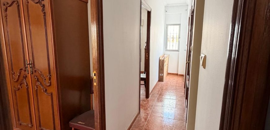 Amplia Casa en Venta en la Exclusiva Zona de La Alameda ! Morón de la Frontera