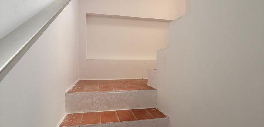 Amplia Casa en Venta en la Exclusiva Zona de La Alameda ! Morón de la Frontera