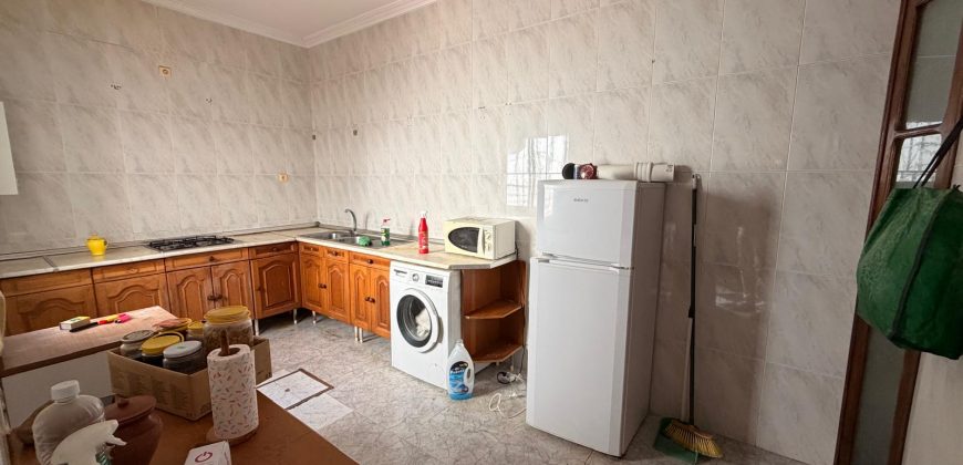 Amplia Casa en Venta en la Exclusiva Zona de La Alameda ! Morón de la Frontera