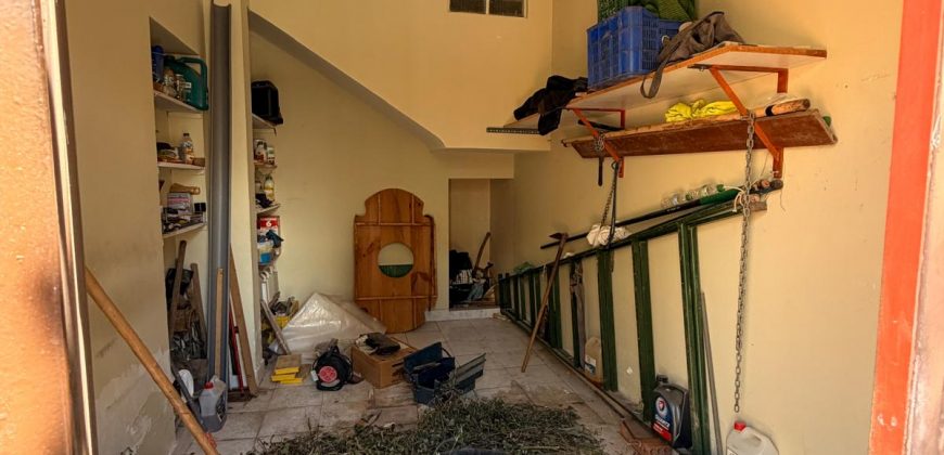 Amplia Casa en Venta en la Exclusiva Zona de La Alameda ! Morón de la Frontera