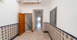 OPORTUNIDAD DE CASA EN AVDA DEL PANTANO!