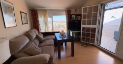 Casa Moderna en Semi-centro con Opciones de Aparcamiento, Patio Privado y Solarium!