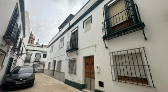 CASA DE DOS PLANTAS EN MARCHENA