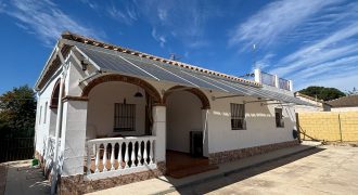 ¡CHALET EN VENTA EN URBANIZACIÓN SANTA ELO C/ALMERÍA !