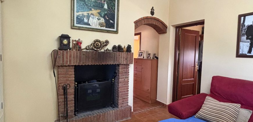 ¡CHALET EN VENTA EN URBANIZACIÓN SANTA ELO C/ALMERÍA !