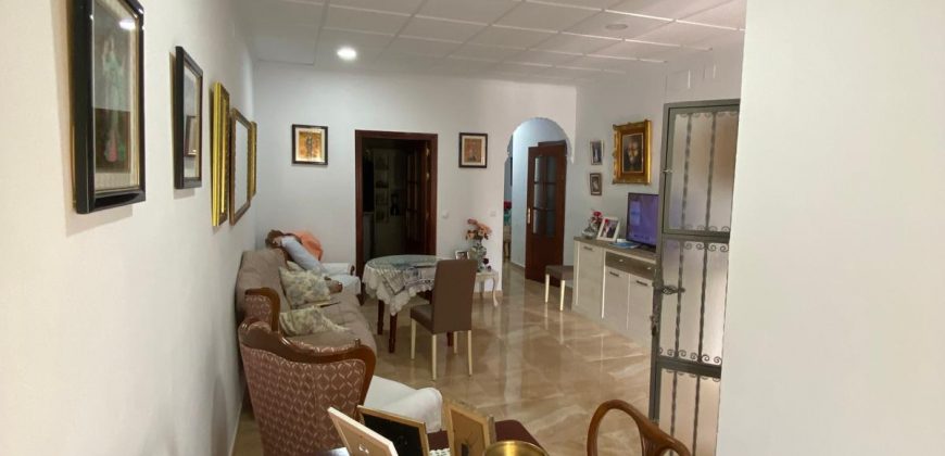 Amplia Planta Baja de 96 m² en Excelente Ubicación en Montellano!