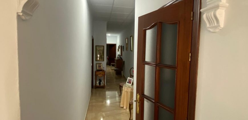 Amplia Planta Baja de 96 m² en Excelente Ubicación en Montellano!