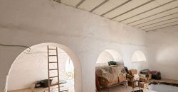 ¡VIVIENDA EN VENTA EN PARADAS C/LARGA 40!