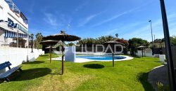 Dúplex en Capuchinos con terraza en residencial con piscina y jardín