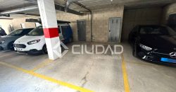 Dúplex en Capuchinos con terraza en residencial con piscina y jardín