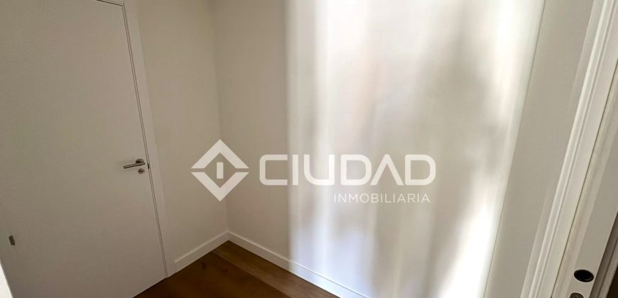 Apartamento a estrenar en lujosa urbanización junto a la playa