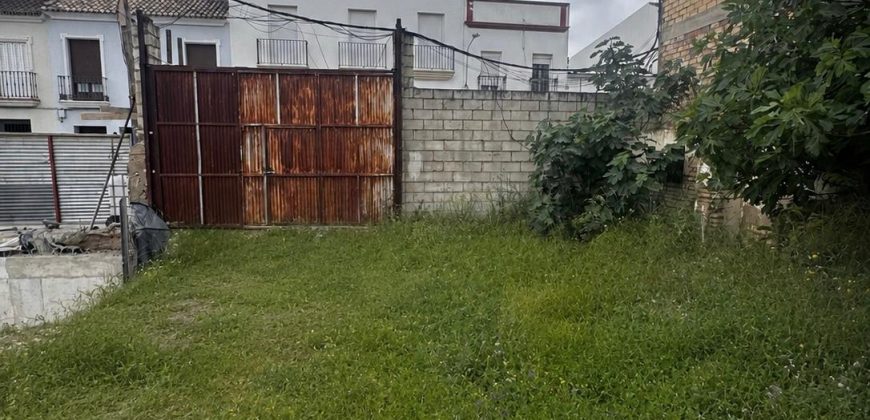 ¡CORRALÓN EN VENTA EN C/GENIL !