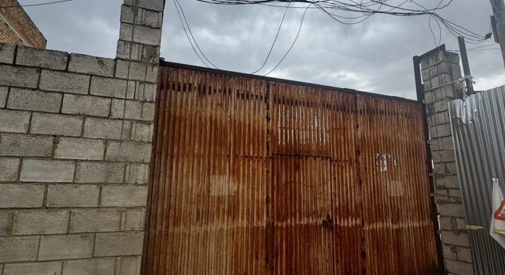 ¡CORRALÓN EN VENTA EN C/GENIL !