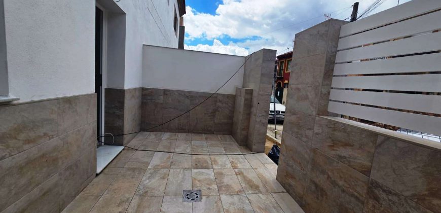 Casa adosada a estrenar – Bormujos
